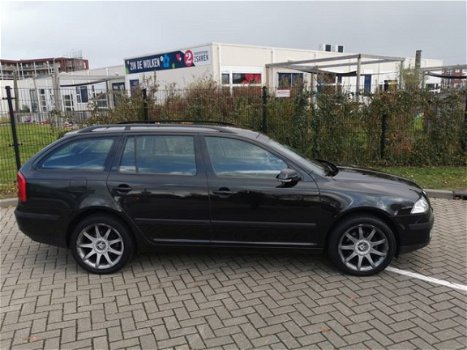 Skoda Octavia Combi - 1.9 TDI Elegance - 1