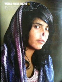 World Press Photo 11 (2011) + andere jaaruitgaves