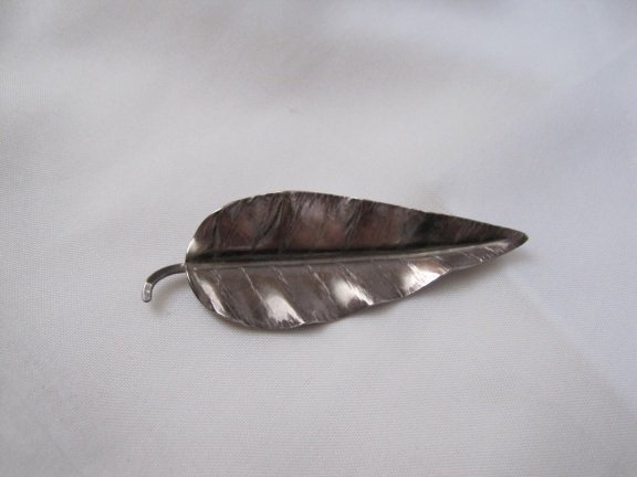 Zilveren broche antiek modernistich bladmodel 6.1x2.1 cm - Afbeelding 4
