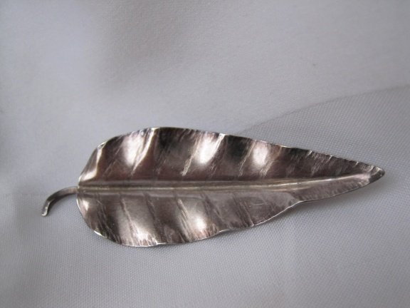 Zilveren broche antiek modernistich bladmodel 6.1x2.1 cm - Afbeelding 5
