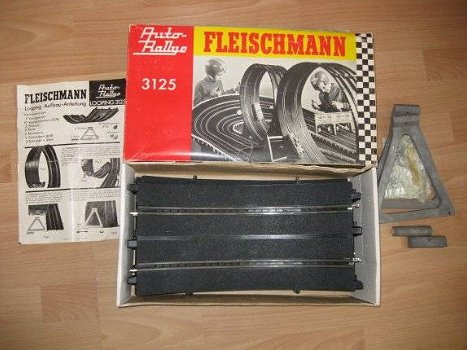 UITVERKOCHT Fleischmann racebaan looping in ovp (geel.) 3125 - 1