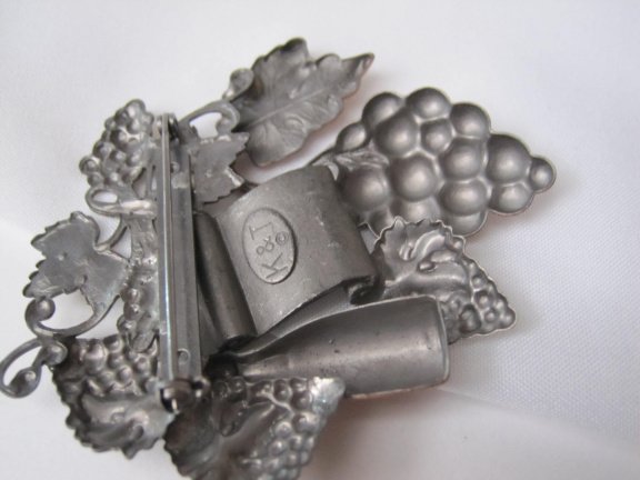 Broche K&T zilver koper en goudkleurige wijn druivenrank Fine Wine 6.3x5.2 cm - Afbeelding 6