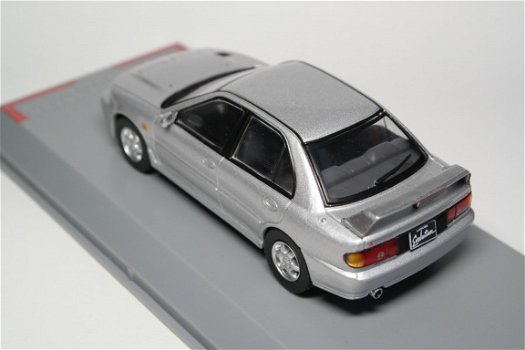 1:43 Ixo Mitsubishi Lancer GSR Evolution I 1992 Silver Metallic - 2