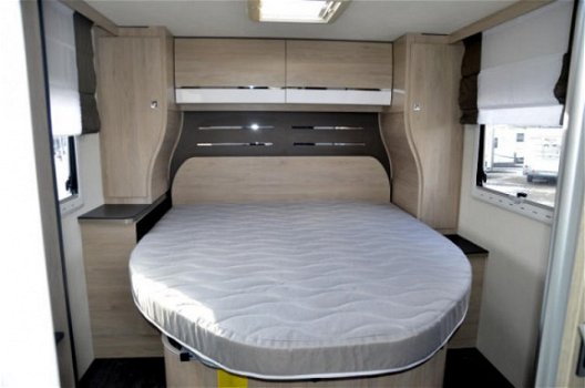 Challenger Gensis 288 Queensbed - 5