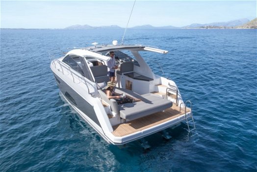 Sealine S330 - 7