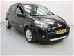 Renault Clio - 1.2 TCe Collection Garantie, Airco, Trekhaak, Cruise - 1 - Thumbnail