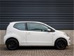 Volkswagen Up! - 1.0 move up BlueMotion Airco/Navi/1e eig - 1 - Thumbnail