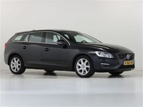 Volvo V60 - 2.0 D4 181 PK 6-Bak Momentum (BNS) - 1