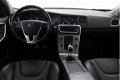 Volvo V60 - 2.0 D4 181 PK 6-Bak Momentum (BNS) - 1 - Thumbnail