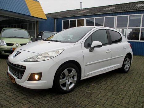 Peugeot 207 - 1.6-16V Turbo 