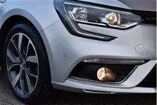 Renault Mégane Estate - 1.2 TCe 130 pk Bose Camera