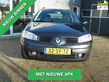 Renault Mégane Grand Tour - 1.6-16V Dynamique Comfort airco lm velgen N A P N APK - 1