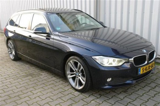 BMW 3-serie Touring - 320d High Executive Leer-panoramadak-navigatie-pdc - 1