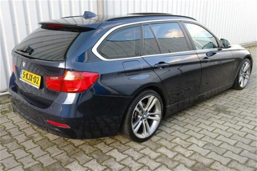 BMW 3-serie Touring - 320d High Executive Leer-panoramadak-navigatie-pdc - 1