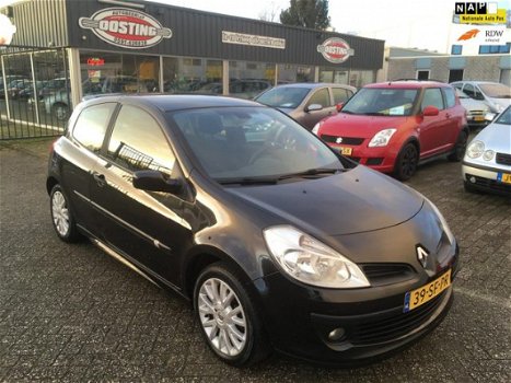 Renault Clio - 1.6-16V Dynamique Luxe (st-bekr, clima, lmv, bj06, 2950, -) - 1