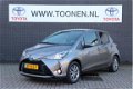 Toyota Yaris - 1.5 Hybrid Dynamic Navigatie-Cruise control-Parkeercamera - 1 - Thumbnail