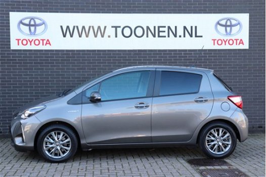 Toyota Yaris - 1.5 Hybrid Dynamic Navigatie-Cruise control-Parkeercamera - 1