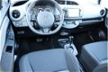Toyota Yaris - 1.5 Hybrid Dynamic Navigatie-Cruise control-Parkeercamera - 1 - Thumbnail