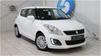 Suzuki Swift - 1.2 Dynamic Airco automaat weinig kilometers - 1 - Thumbnail