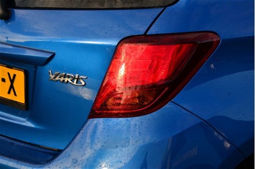 Toyota Yaris - 1.3 VVT-i 100pk AUTOMAAT ASPIRATION / AIRCO / CRUISE / A-CAMERA / LED-DRL / BLUETOOTH - 1