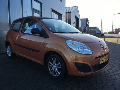 Renault Twingo - 1.2 16V 3-DEURS AIRCO - 1