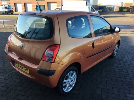 Renault Twingo - 1.2 16V 3-DEURS AIRCO - 1