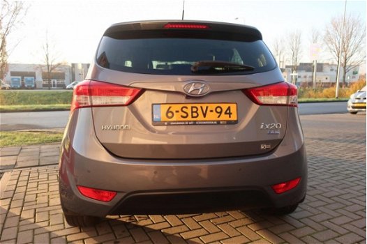 Hyundai ix20 - 1.4i i-Magine Cruise / Navi / Airco - 1