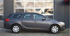 Opel Astra Sports Tourer - 1.4 Anniversary Edition Airco/Cruise/Navi