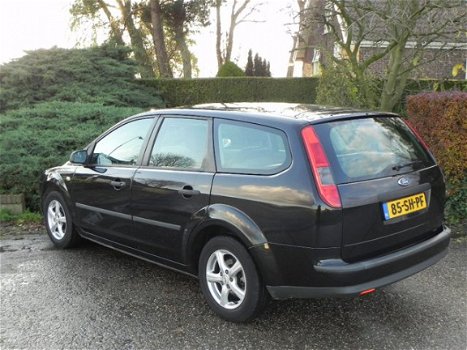 Ford Focus Wagon - 1.6-16V Champion, Airco - 1