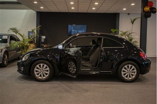 Volkswagen Beetle - 1.2 TSI Design *NIEUWJAARKNALLERS* | NAVI | ORG. NEDERLANDS | AIRCO | CRUISE | - 1