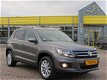 Volkswagen Tiguan - 1.4 TSI Sport&Style*Rijklaarprijs incl. BOVAG garantie - 1 - Thumbnail