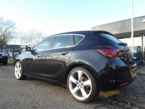 Opel Astra - 1.6 ECOTEC 85KW 5-D Cosmo Sport Clima NAvi - 1