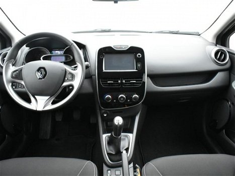 Renault Clio Estate - TCe 90 Limited // Navi / Bluetooth / Parkeersensoren - 1