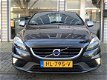 Volvo V40 - 2.0 D2 R-Design Business Navi Leer in topstaat auto - 1 - Thumbnail