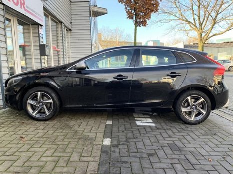 Volvo V40 - 2.0 D2 R-Design Business Navi Leer in topstaat auto - 1