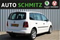 Volkswagen Touran - 1.9 TDI Comfortline Business - 1 - Thumbnail