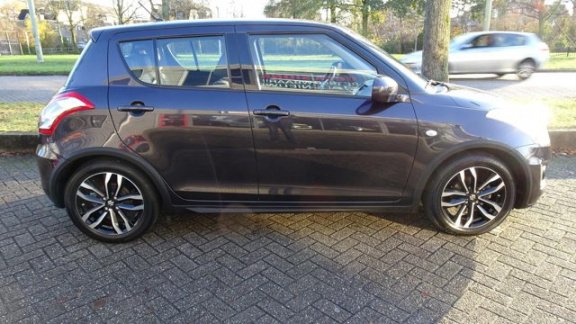 Suzuki Swift - 1.2 Style EASSS AIRCO TREKHAAK - 1