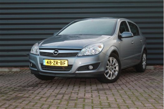 Opel Astra - 1.6 16V 5D 85KW Temptation Navi, Trekh., 5-Drs - 1