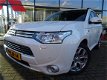 Mitsubishi Outlander - 2.0 PHEV Executive Edition *PRIJS IS INCL. BTW *4WD *NAVIGATIE *CRUISE CONTRO - 1 - Thumbnail