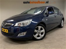 Opel Astra - 1.6i EDITION AUTOMAAT NAVI CRUISE AIRCO PDC