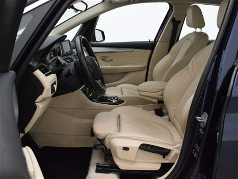 BMW 2-serie Active Tourer - (f45) 218d 150pk Automaat Executive Comfort Pakket + Lederen Sportstoele - 1