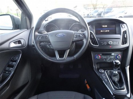 Ford Focus - 1.0 EcoBoost 125pk Titanium Edition - 1