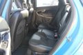 Volvo V40 - T3 150pk R-Design / Navigatie / PDC achter / 17