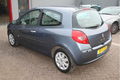 Renault Clio - 1.6 16v Privilege, Automaat, Climate control - 1 - Thumbnail