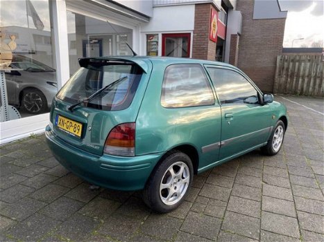 Toyota Starlet - 1.3 16v Green - 1