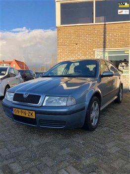 Skoda Octavia - 2.0 Celebrate - 1