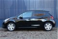 Peugeot 208 - 1.2 82 pk Signature / Navigatie / Parkeerhulp / Apple Car Play - 1 - Thumbnail