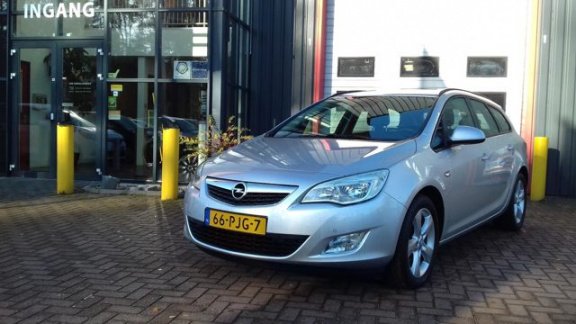 Opel Astra Sports Tourer - 1.4 Edition Navigatie, Mooie auto - 1