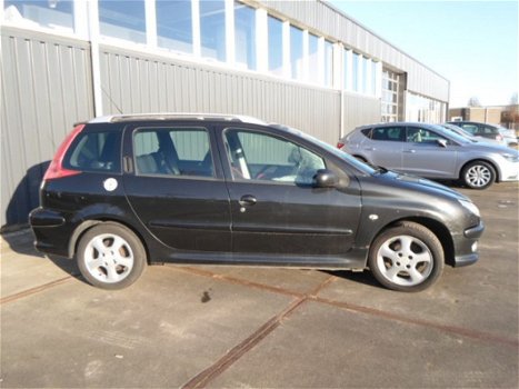 Peugeot 206 SW - 1.6-16V Air-line 3 - 1