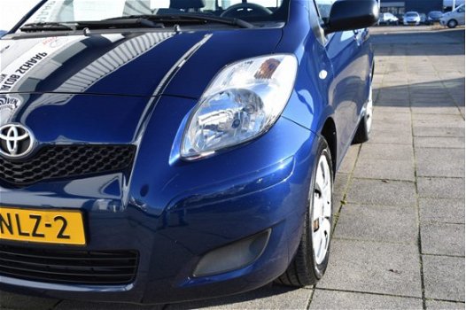 Toyota Yaris - 1.3 VVTi Comfort 100pk keurige Yaris 5 drs van 1e eigenaar , volledig dealer onderhou - 1